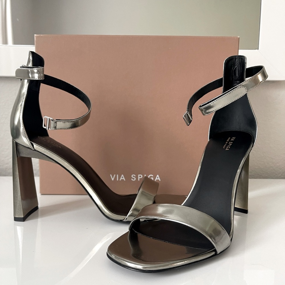 Via Spiga Stiletto | never worn | size 9.5 | style: Faxon